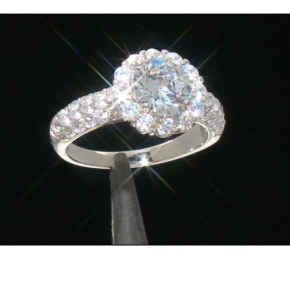 NEW~4.25 Ct. Sim Diamond Cluster Halo Design Bridal/Engagement Ring Sz 8 - Picture 2 of 5
